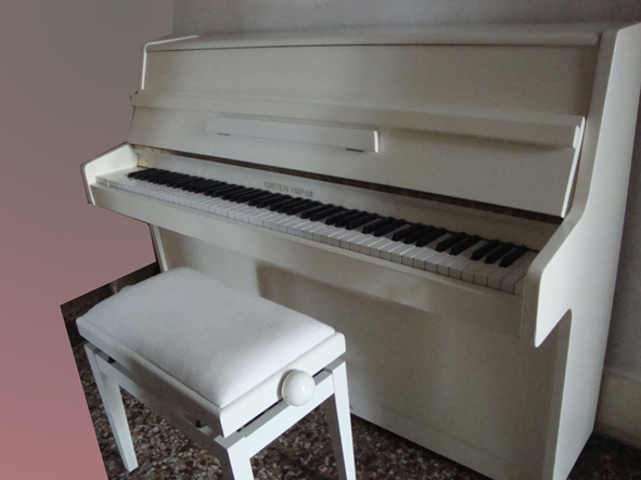 piano nice accord location expertise